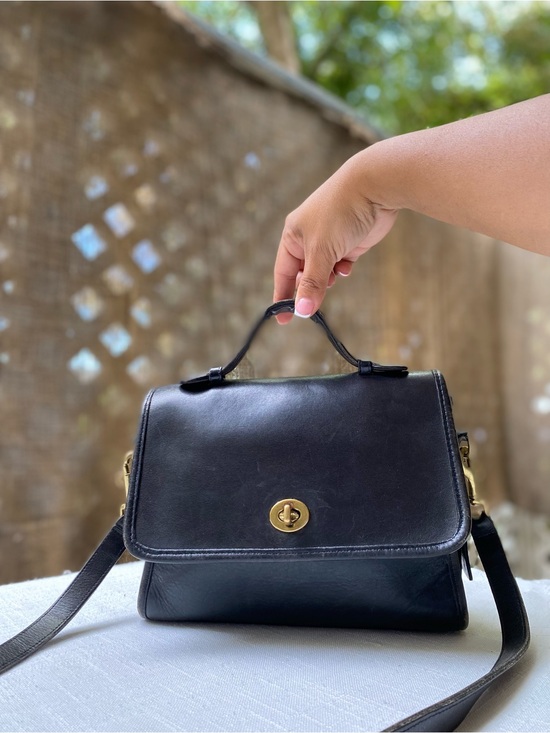 Coach Handbags - Authentic Coach Vintage Classic Black Leather Top-Handle with strap